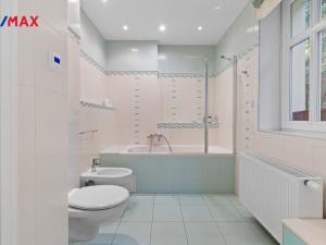 Prodej rodinného domu, Karlovy Vary, Tyršova, 321 m2