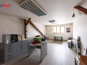 Prodej skladu, Brno - Maloměřice, Karlova, 1000 m2