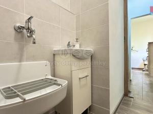 Pronájem obchodního prostoru, Sadská, Prokopova, 24 m2