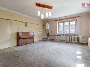 Prodej rodinného domu, Paskov, Komenského nábřeží, 200 m2