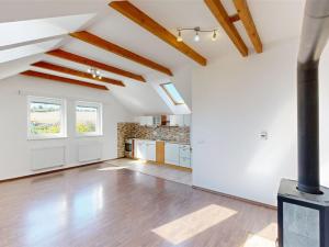 Pronájem bytu 2+kk, Králův Dvůr - Počaply, Trubínská, 56 m2