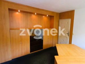 Pronájem kanceláře, Zlín, 90 m2