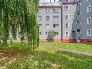 Pronájem bytu 2+1, Chomutov, Rokycanova, 49 m2
