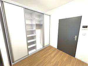 Pronájem bytu 1+kk, Plzeň, Františka Kováříka, 47 m2