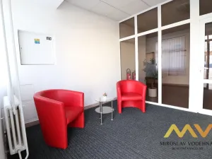 Pronájem kanceláře, Hradec Králové - Slezské Předměstí, Bieblova, 35 m2