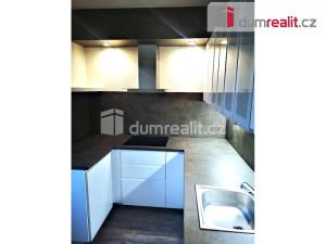 Pronájem bytu 3+1, Plzeň - Jižní Předměstí, Baarova, 80 m2