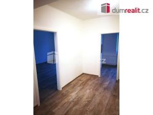 Pronájem bytu 3+1, Plzeň - Jižní Předměstí, Baarova, 80 m2