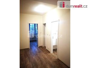 Pronájem bytu 3+1, Plzeň - Jižní Předměstí, Baarova, 80 m2
