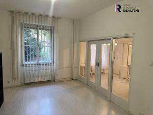 Pronájem bytu 1+1, Praha - Vinohrady, Soběslavská, 40 m2