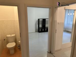 Pronájem bytu 1+1, Praha - Vinohrady, Soběslavská, 40 m2
