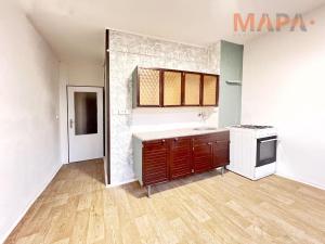 Pronájem bytu 2+1, Chomutov, Holešická, 62 m2