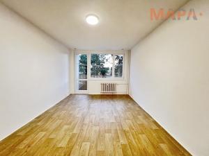 Pronájem bytu 2+1, Chomutov, Holešická, 62 m2