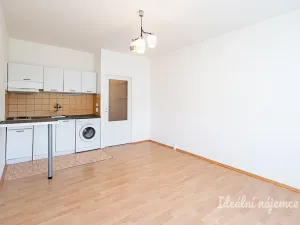 Pronájem bytu 1+kk, Praha - Záběhlice, Jahodová, 33 m2