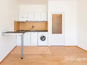 Pronájem bytu 1+kk, Praha - Záběhlice, Jahodová, 33 m2
