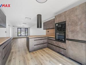 Prodej rodinného domu, Hradec Králové - Plotiště nad Labem, Zahrádkářská, 132 m2