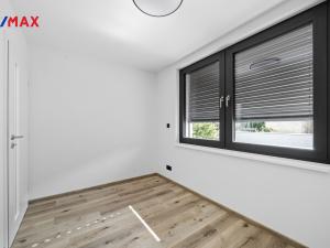 Prodej rodinného domu, Hradec Králové - Plotiště nad Labem, Zahrádkářská, 132 m2