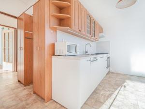 Pronájem bytu 2+1, Praha - Veleslavín, Evropská, 59 m2