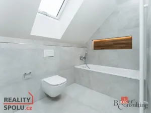 Prodej rodinného domu, Všestary, 120 m2