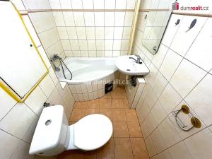 Prodej bytu 2+1, Cheb, Na Hradčanech, 62 m2