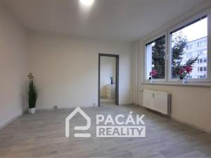 Pronájem bytu 2+1, Olomouc - Neředín, Stiborova, 45 m2