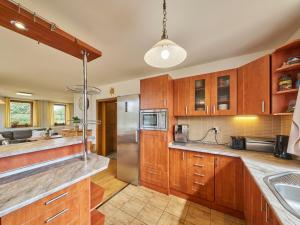 Prodej rodinného domu, Vlčice, 180 m2