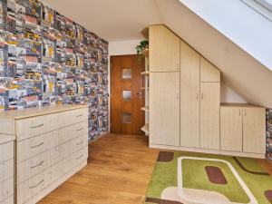 Prodej rodinného domu, Vlčice, 180 m2