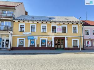 Pronájem obchodního prostoru, Ledeč nad Sázavou, Husovo náměstí, 99 m2