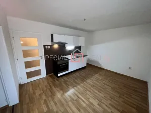 Pronájem bytu 2+1, Ostrava, Čujkovova, 55 m2