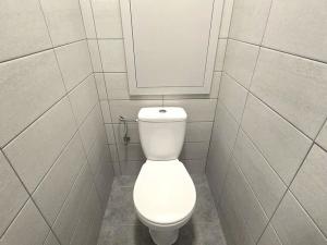 Pronájem bytu 1+1, Kralupy nad Vltavou, nám. Mládežníků, 38 m2