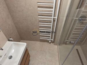Pronájem bytu 3+1, Praha - Smíchov, Drtinova, 97 m2