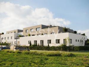 Prodej bytu 1+kk, Praha - Satalice, Za Novákovou zahradou, 35 m2