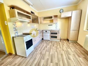 Prodej bytu 3+1, Miloňovice, 78 m2