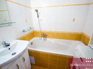 Pronájem bytu 2+1, Olomouc, Polívkova, 50 m2