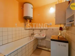 Prodej bytu 2+1, Jindřichov, 79 m2