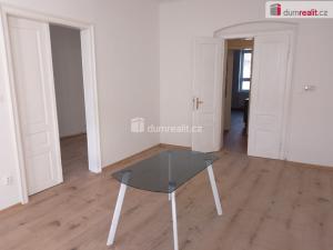 Prodej bytu 3+1, Karlovy Vary - Rybáře, Sokolovská, 90 m2