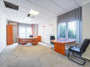 Pronájem obchodního prostoru, Nymburk, Dopravní, 200 m2