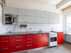 Pronájem obchodního prostoru, Nymburk, Dopravní, 200 m2