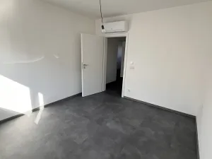 Prodej bytu 3+kk, Znojmo, Třešňová, 74 m2