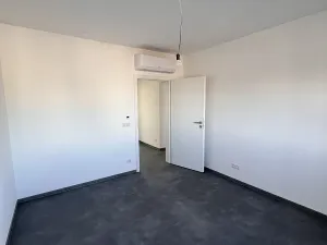 Prodej bytu 3+kk, Znojmo, Třešňová, 74 m2