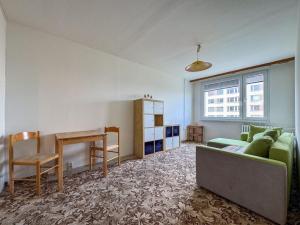 Pronájem bytu 2+kk, Praha - Chodov, Hněvkovského, 42 m2