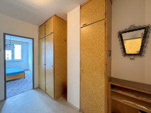 Pronájem bytu 2+kk, Praha - Chodov, Hněvkovského, 42 m2