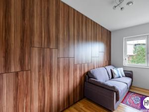 Prodej rodinného domu, Podolanka, 333 m2