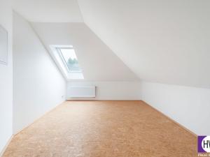 Prodej rodinného domu, Podolanka, 333 m2