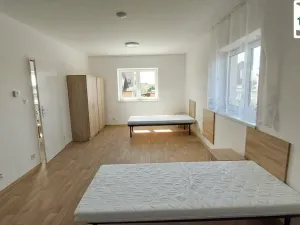Pronájem bytu 1+1, Františkovy Lázně - Horní Lomany, Budovatelská, 50 m2