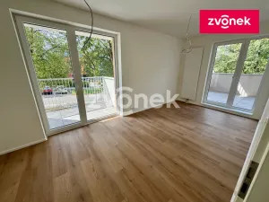 Pronájem kanceláře, Zlín, Nad Stráněmi, 72 m2