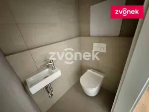 Pronájem kanceláře, Zlín, Nad Stráněmi, 72 m2