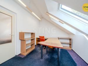 Pronájem kanceláře, Ostrava, Starobělská, 250 m2