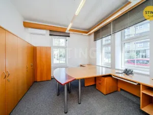 Pronájem kanceláře, Ostrava, Starobělská, 250 m2