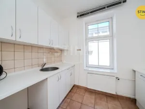 Pronájem kanceláře, Ostrava, Starobělská, 250 m2