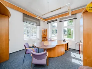 Pronájem kanceláře, Ostrava, Starobělská, 250 m2